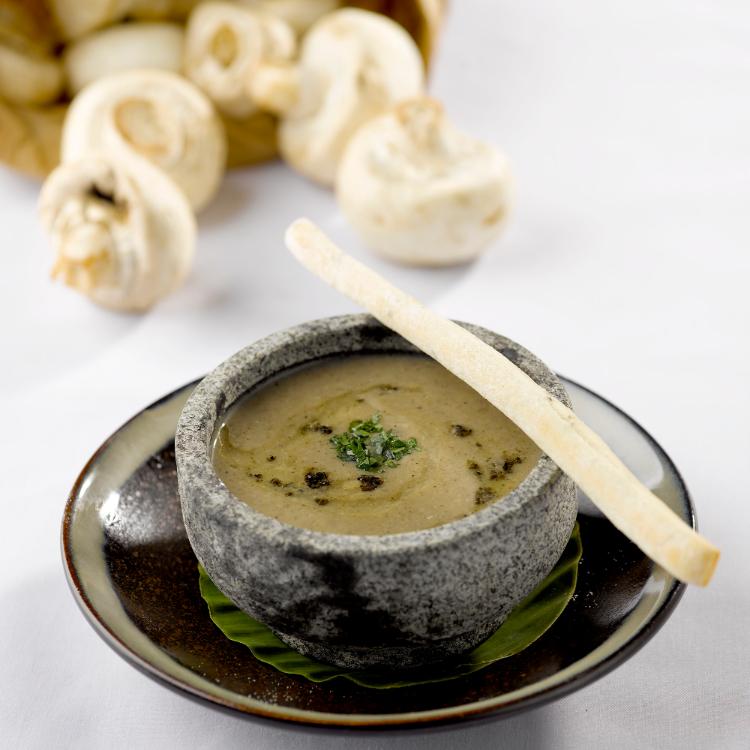 LingZhi Vegetarian (Liat Towers)