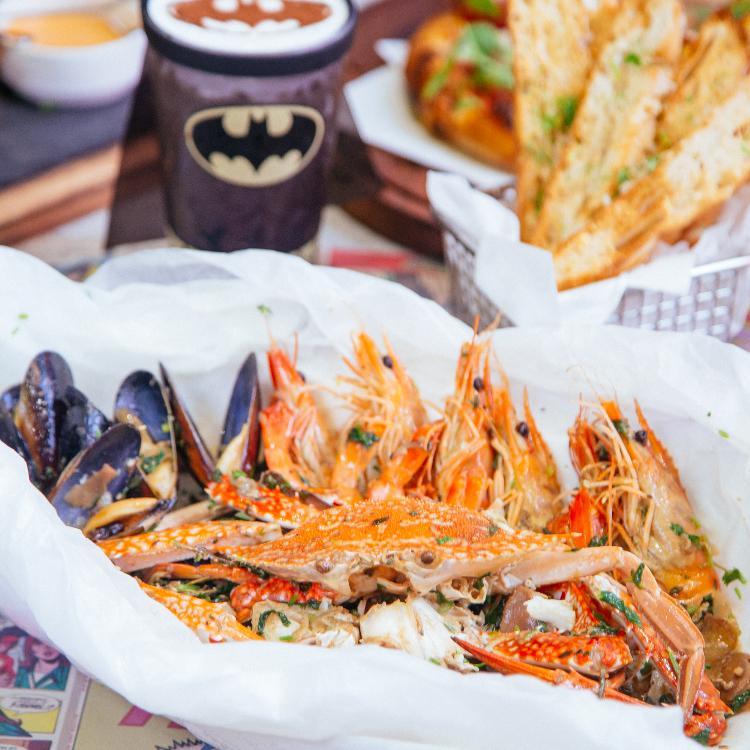 DC Super Heroes Cafe (Takashimaya) [Chope-Dollars] - Chope