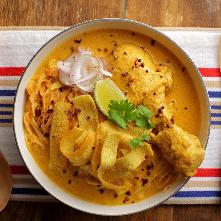 2 Course Set Menu + Drinks for 2 Pax by Noodle Thai Thai Kitchen @ Beach Road - Chope