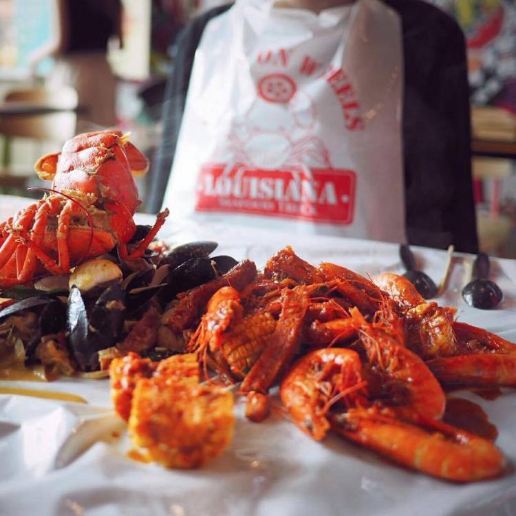 Cajun on Wheels (Plaza Singapura) - Chope