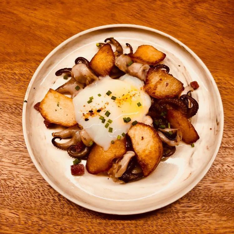 Cavemen Restaurant & Bar - Chope